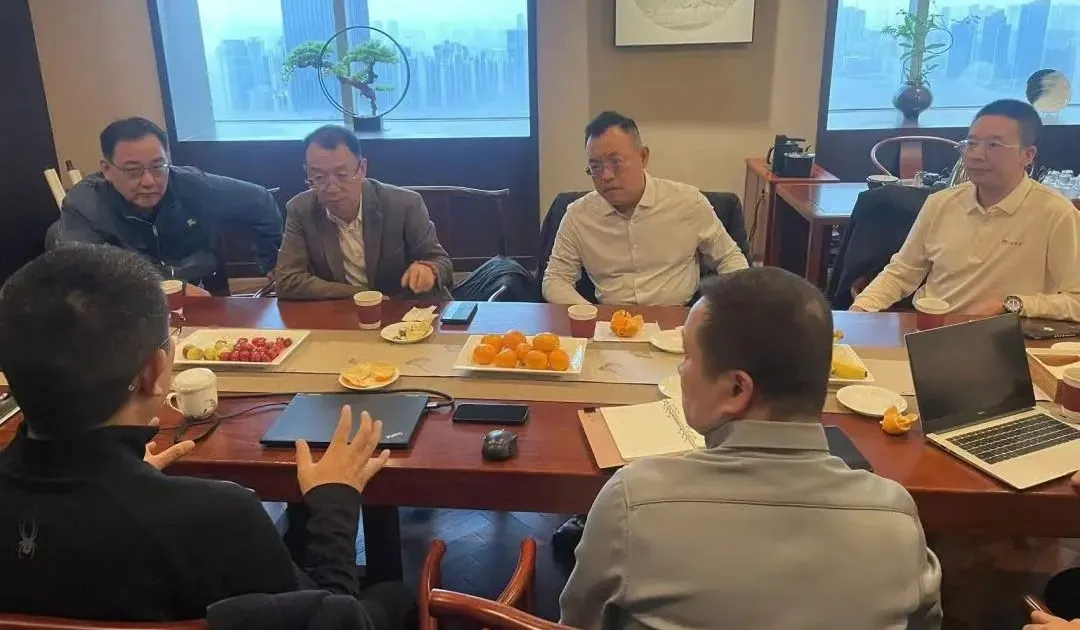 數(shù)據(jù)引領(lǐng)未來，共繪戰(zhàn)略藍圖｜石家莊東方藥業(yè)董事長一行蒞臨施維特醫(yī)學共謀戰(zhàn)略合作新篇章